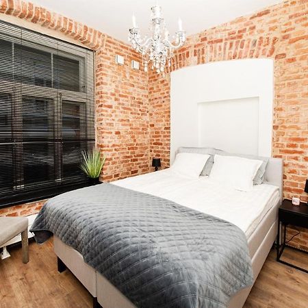Old Town Luxury Apartment With Sauna Тарту Екстер'єр фото